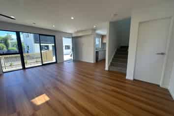 Lot 2/14 Porter Avenue, Te Atatu South