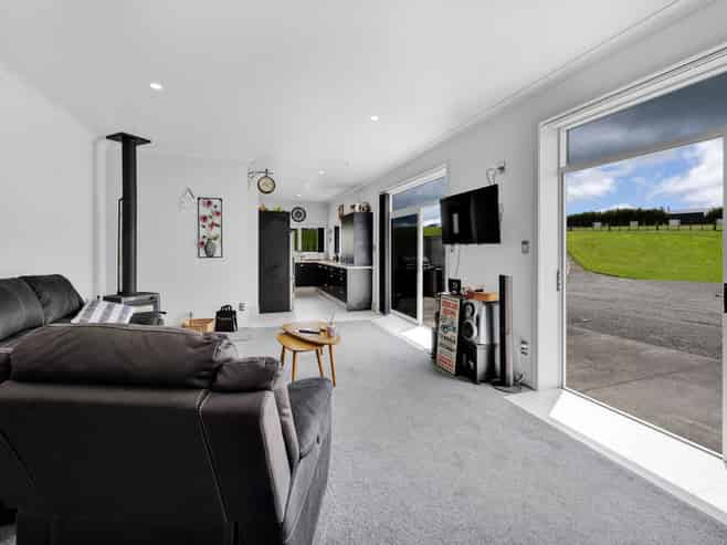 59 Monmouth Road, Stratford