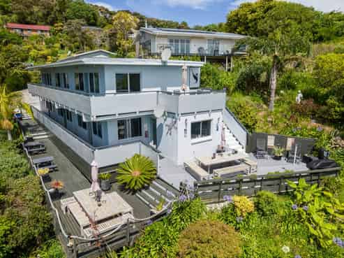 ESCAPE TO OPPORTUNITY – OWN PACIFIC HARBOUR LODGE
