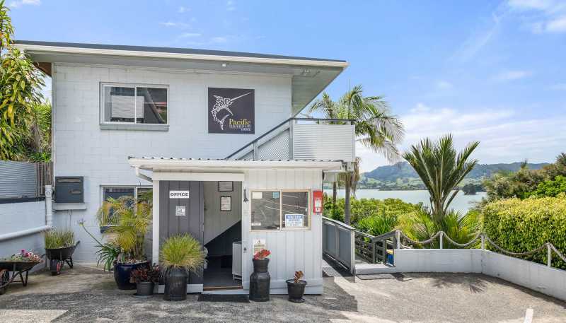 8 Lewer Road, Whangaroa