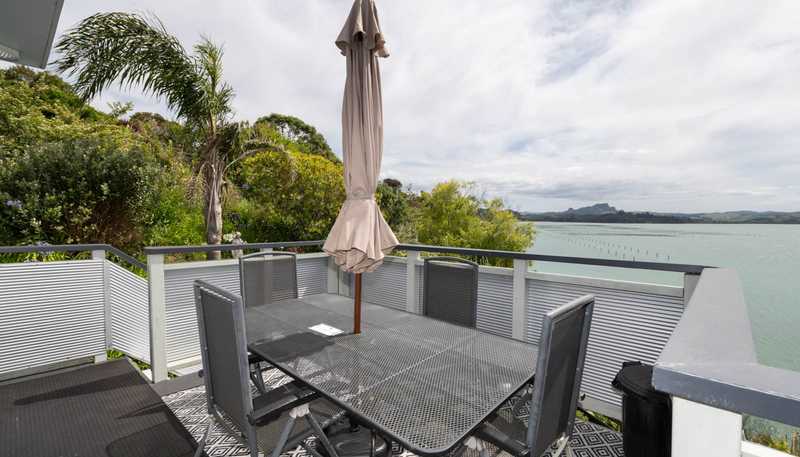 8 Lewer Road, Whangaroa