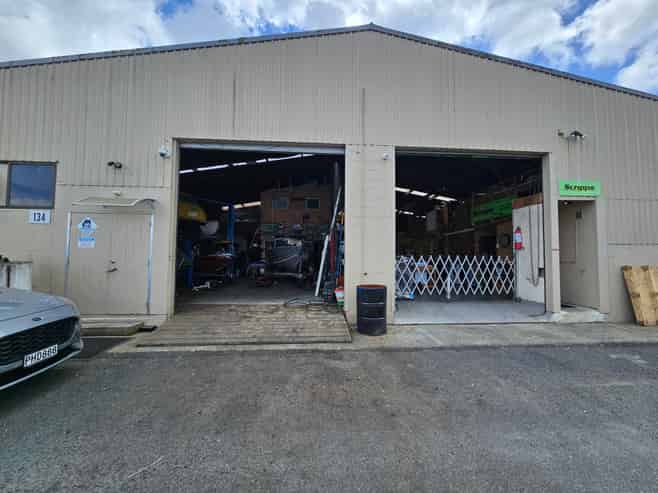 Leasehold Industrial Opportunity
