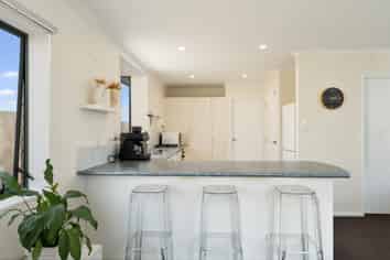 33 Woodford Avenue, Henderson