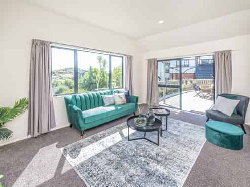 4 Rotokawau Drive, Saint Johns Hill