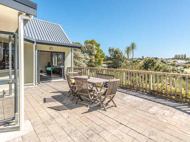 4 Rotokawau Drive, Saint Johns Hill