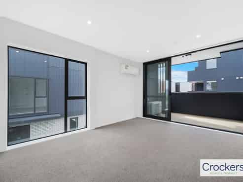 6/4 Treasure Lane, Te Atatu South