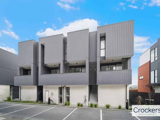 6/4 Treasure Lane, Te Atatu South