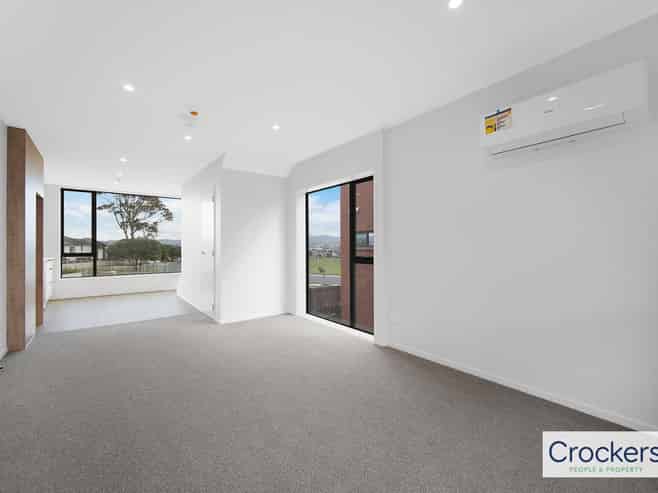 6/4 Treasure Lane, Te Atatu South