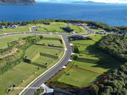 11 Otaketake Drive, Kinloch