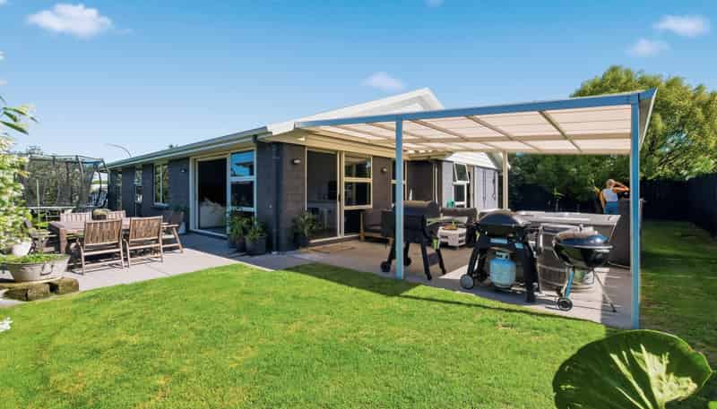 42 Butterworth Crescent, Papamoa