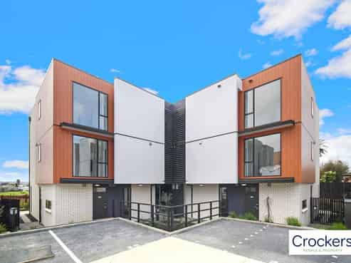 6/8 Treasure Lane, Te Atatu South