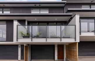 3/37 Woodland Road, Johnsonville