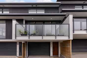 3/37 Woodland Road, Johnsonville