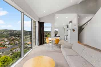 65 Erlestoke Crescent, Churton Park