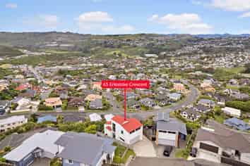 65 Erlestoke Crescent, Churton Park