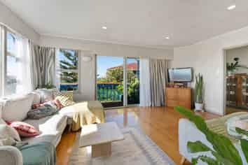 34 Juniper Road, Sunnynook