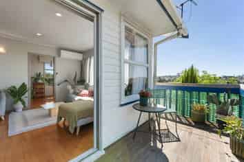 34 Juniper Road, Sunnynook