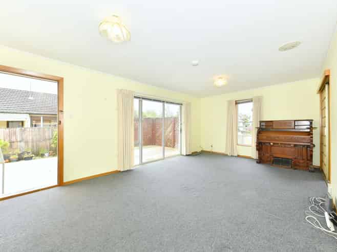 31 Denniston Crescent, Redwood