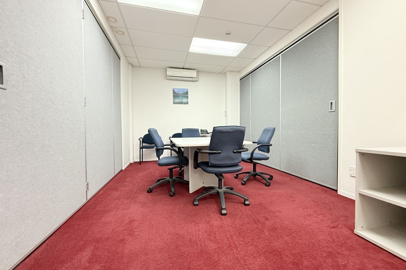 Ellerslie Village Office | 70 m² - Widok 2