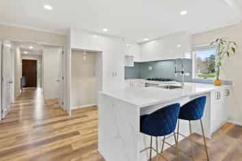 10 Mission Heights Drive, Flat Bush