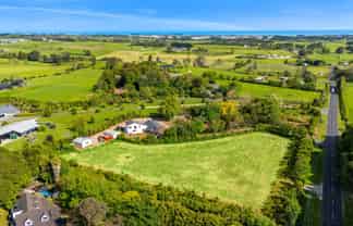 422 Corbett Road, New Plymouth