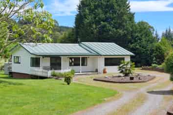 227 Whangamata Road, Kinloch