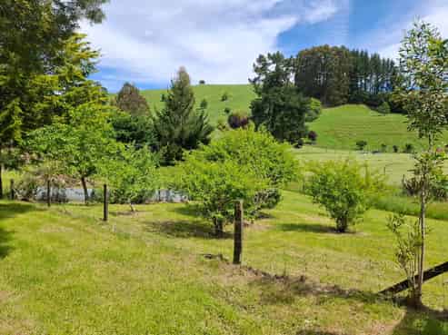 227 Whangamata Road, Kinloch