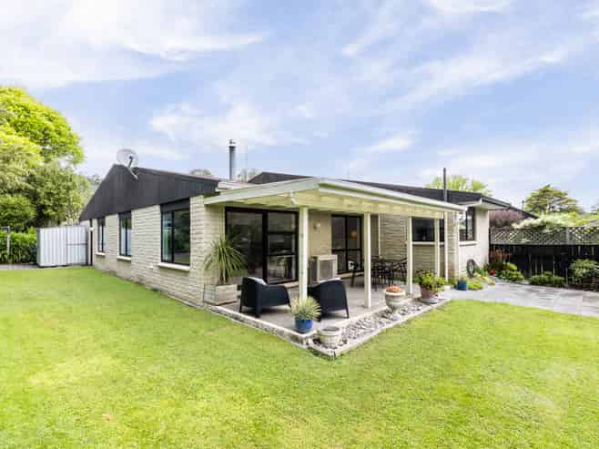 2/23 Reeve Drive, Havelock North