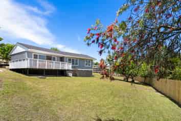 12 Kiernan Place, Kelston