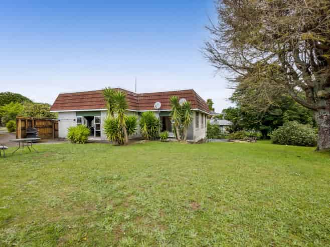 19 Tybalt Street, Stratford