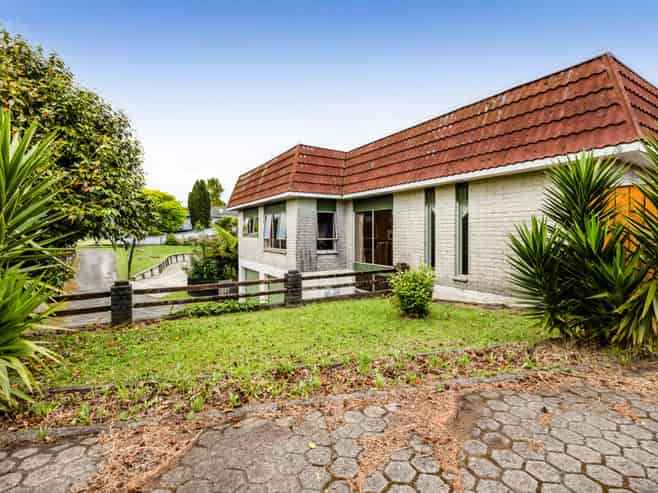 19 Tybalt Street, Stratford