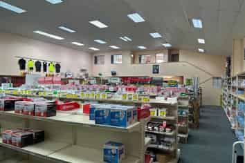 Flexible Commercial Premises in Top Location