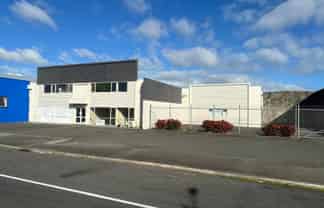 Flexible Commercial Premises in Top Location