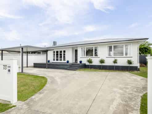 73 Middle Road, Havelock North