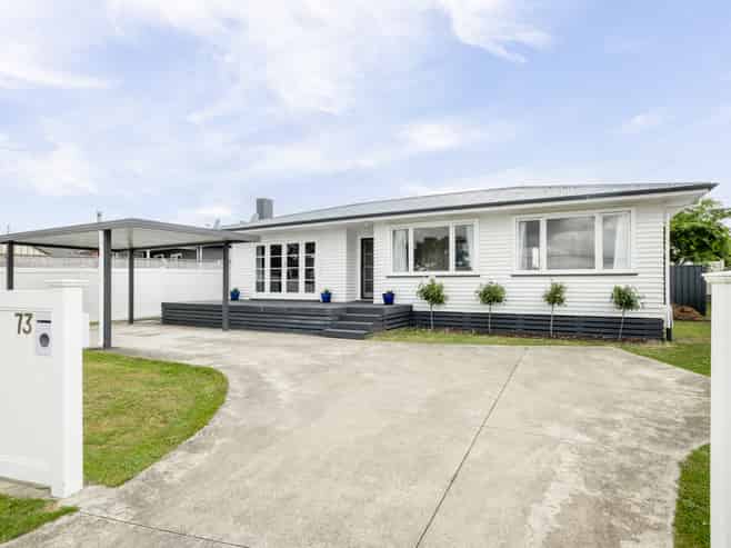 73 Middle Road, Havelock North