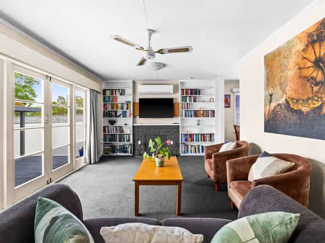 73 Middle Road, Havelock North