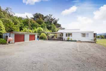 71 Engles Road, Shannon
