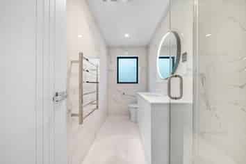 11a Banyan Drive, Totara Heights