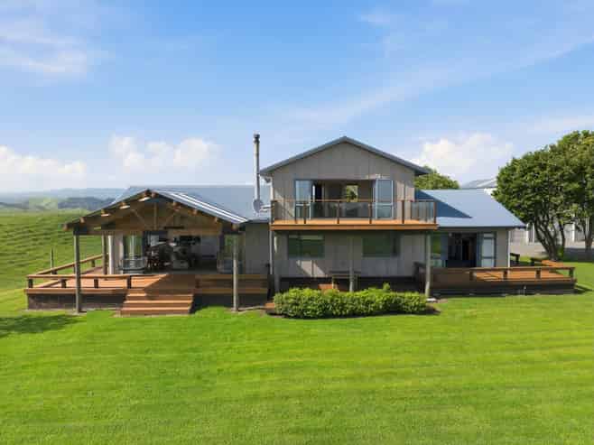 106B Awanuiarangi Road, Pikowai