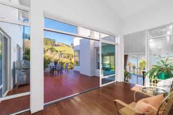 F/92 Governors Bay Road, Cass Bay