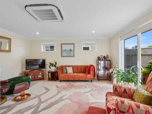 48 Wallace Place, Westown