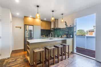 143 Richardson Road, Mount Albert