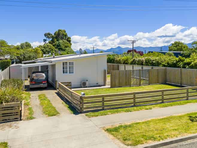 5 Agincourt Street, Renwick