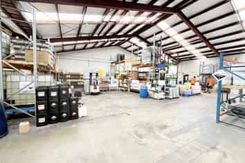 Large Onehunga Industrial Facility | 1,449 m2
