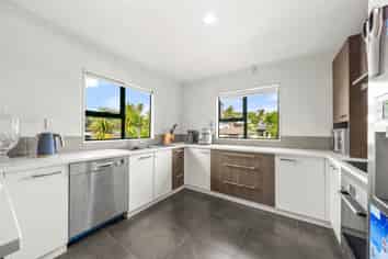 75 Barbados Drive, Unsworth Heights