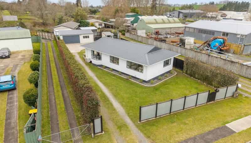 10 Frances Street, Tirau