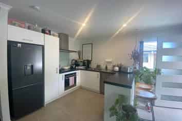 2/31 Evans Road, Glen Eden