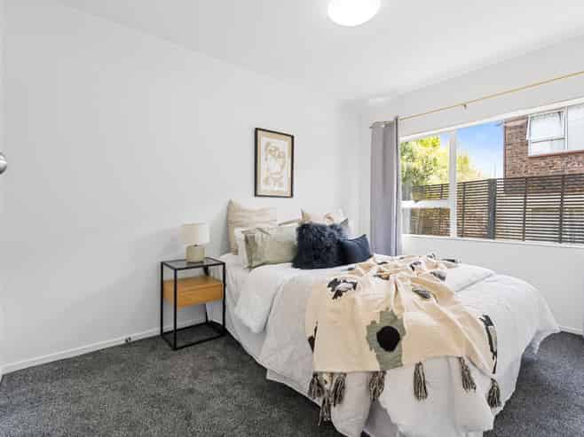 12/48 Mcleod Road, Henderson