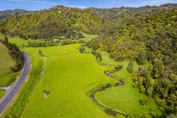 3133 Mokau Road, Mokau