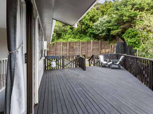 35 Omapere Street, Whitby